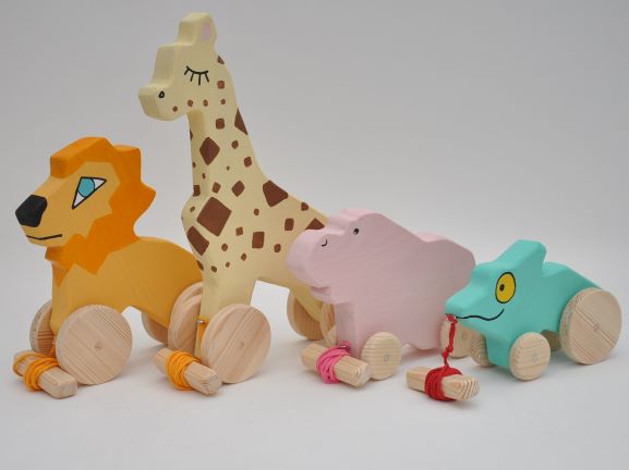 Buy Barin Toys cute giraffe toy BIG wooden pull toy at BarinToys.com online store with delivery.